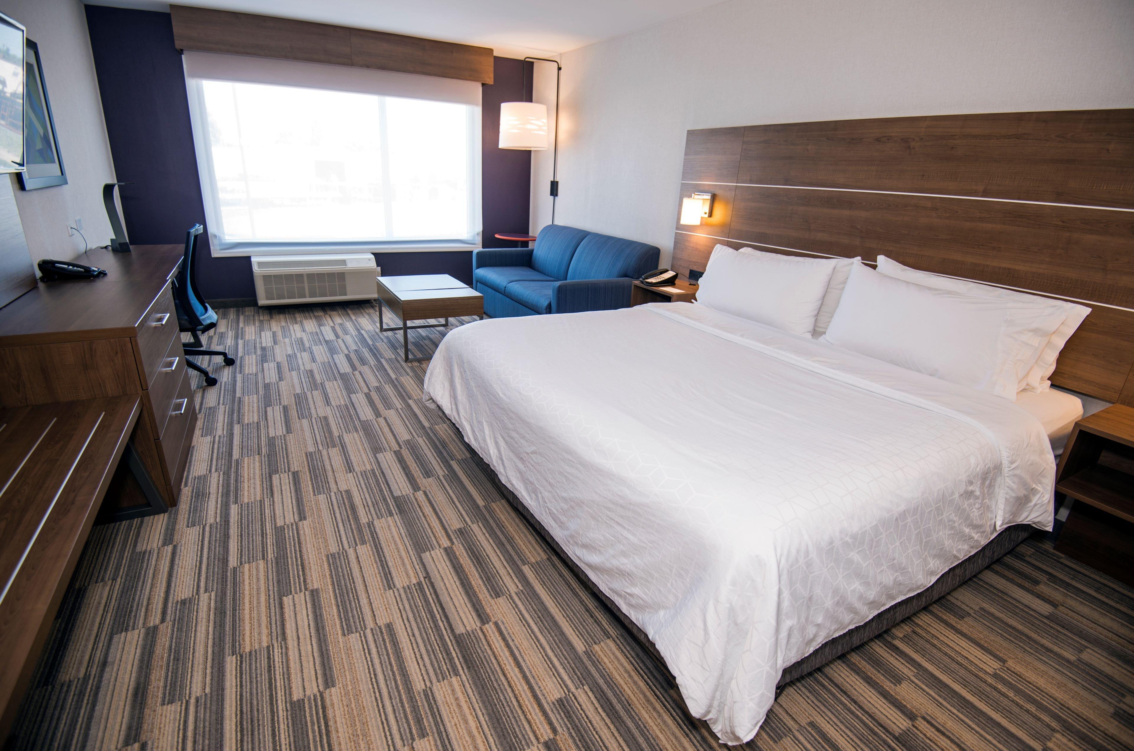 Holiday Inn Express - Red Deer North By Ihg Exterior foto